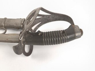 Preussen, Kavalleriedegen KD89, gereinigtes Kammerstück von Weyersberg, Solingen. Die Griffschrauben fehlen