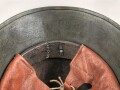 1. Weltkrieg, Stahlhelm Modell 1916. Die Glocke Original, der Rest neuzeitlich ergänzt, die lackierung ebenfalls neuzeitlich