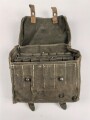 Tasche für Signalpatronen zur Leuchtpistole 42 der Wehrmacht. Stark getragenes Stück.