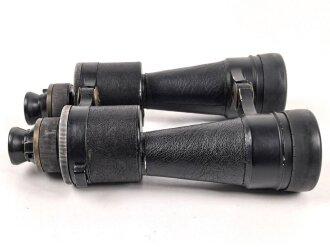 Dienstglas 10 x 50 der Wehrmacht. Unter deutscher Besatzung gefertigt von Huet Paris. Klare Durchsicht, Strichplatte rechts deutlich. Selten