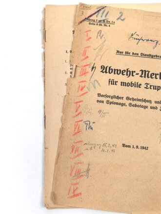 "Abwehr-Merkblatt für mobile Truppen" 16 Seiten, DIN A5, stark gebraucht und Deckblatt lose beiliegend