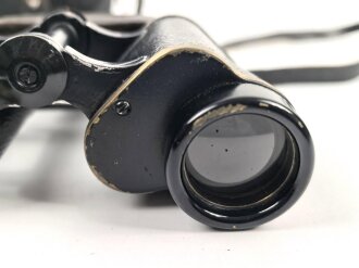 Doppelfernrohr 6 x 30 mit mir unbekanntem Herstellerlogo. Klare Durchsicht, Strichplatte deutlich. Guter Gesamtzustand, in zugehörigem Köcher, dieser "LPN" markiert.