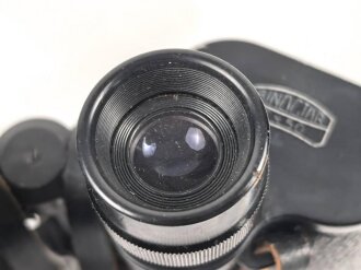 Ziviles Doppelfernrohr 7 x 50 " Binoctar", Hersteller "Carl Zeiss Jena" . Nahezu identisch mit der Ausführung für die Wehrmacht, selbst die Strichplatte ist vorhanden. Vermutlich direkt nach dem Krieg aus vorhandenen Teilen gefertigt. Sehr gute Durchsicht