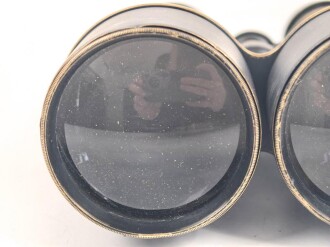 Ziviles Doppelfernrohr  " Opernglas" Markiert " Voigtländer & Sohn" Mitteltrieb läuft, gute Durchsicht.  Austrittsdurchmesser etwa 56mm. Befestigung des Mitteltrieb neuzeitlich "repariert"