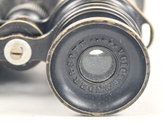Ziviles Doppelfernrohr  " Opernglas" Markiert " Voigtländer & Sohn" Mitteltrieb läuft, gute Durchsicht.  Austrittsdurchmesser etwa 56mm. Befestigung des Mitteltrieb neuzeitlich "repariert"