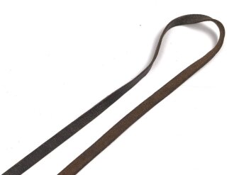 Trageriemen für ein Fernglas. Braunes Leder, Breite 10mm, Gesamtlänge 98cm