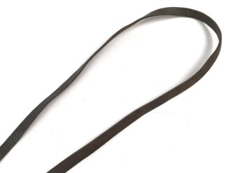 Trageriemen für ein Fernglas. Braunes Leder, Breite 9mm, Gesamtlänge 105cm