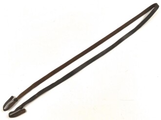 Trageriemen für ein Fernglas. Dunkelbraunes Leder, Breite 10mm, Gesamtlänge 104cm