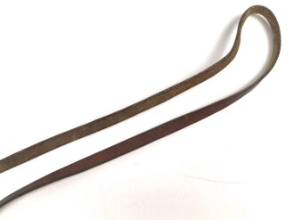 Trageriemen für ein Fernglas. Dunkelbraunes Leder, Breite 10mm, Gesamtlänge 108cm