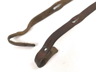 Trageriemen für ein Fernglas. Dunkelbraunes Leder, Breite 10mm, Gesamtlänge 108cm