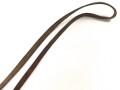 Trageriemen für ein Fernglas. Dunkelbraunes Leder, Breite 10mm, Gesamtlänge 108cm