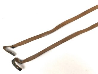 Trageriemen für ein Fernglas. Schwarzes Leder, Breite 9,8mm, Gesamtlänge 103cm