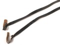 Trageriemen für ein Fernglas. Schwarzes Leder, Breite 9,8mm, Gesamtlänge 103cm