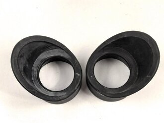 Paar neuzeitliche Okularringe aus weichem Gummi für optisches gerät. Innendurchmesser 42mm