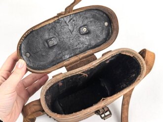 Großbritannien, Fernglasbehälter höchstwahrscheinlich aus der zeit des 2. Weltkrieg. Höhe 22cm, stark gebrauchtes Stück