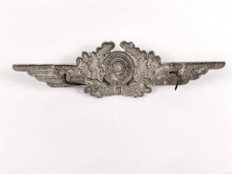 Luftwaffe, Kokarde mit Schwinge für die...