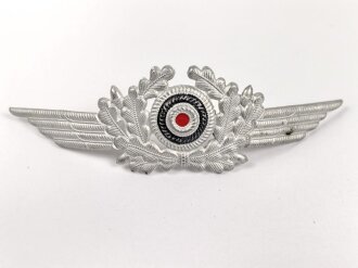 Luftwaffe, Kokarde mit Schwinge für die...