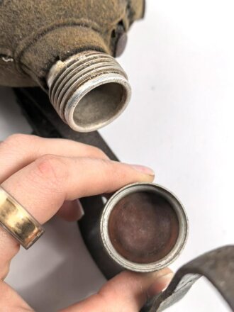 Feldflasche Wehrmacht, Ausführung 1 Liter, gebraucht, ungereinigt, defekt