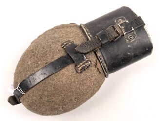 Feldflasche Wehrmacht, stark gebraucht, ungereinigt