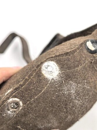 Feldflasche Wehrmacht, gebraucht, ungereinigt, defekt