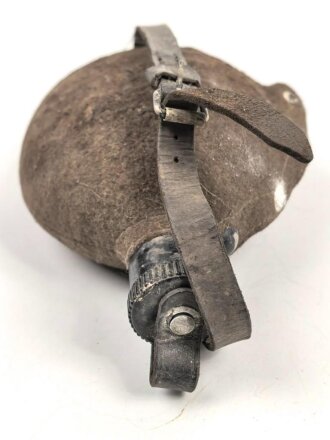 Feldflasche Wehrmacht, gebraucht, ungereinigt, defekt