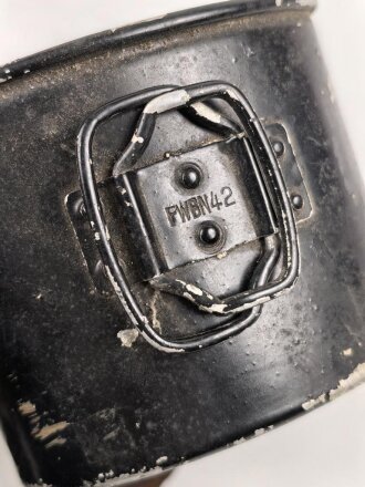 Feldflasche Wehrmacht, Wiederverwendeter Korpus von 1935.