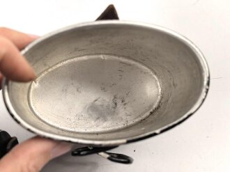 Feldflasche Wehrmacht, Wiederverwendeter Korpus von 1935.