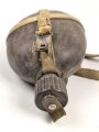 Feldflasche in Tropenausführung Wehrmacht, gebraucht, ungereinigt, defekt