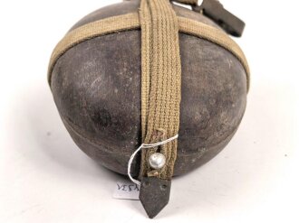 Feldflasche in Tropenausführung Wehrmacht, gebraucht, ungereinigt