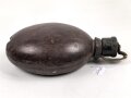 Feldflasche in Tropenausführung Wehrmacht, gebraucht, so zum Kriegsende nochmals Ausgegeben