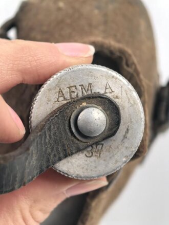 Feldflasche Wehrmacht, stark gebraucht, ungereinigt, Bezug lässt sich nicht schliessen