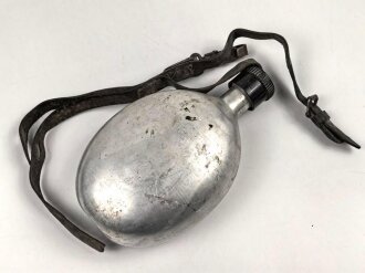 Feldflasche Wehrmacht, Gebraucht, ungereinigt, defekt