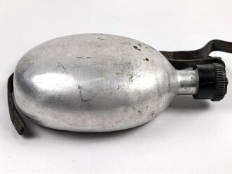 Feldflasche Wehrmacht, Gebraucht, ungereinigt, defekt