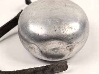 Feldflasche Wehrmacht, Gebraucht, ungereinigt, defekt