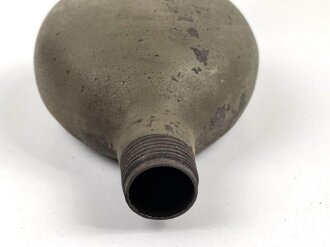 Korpus für eine Feldflasche der Wehrmacht , ungereinigt