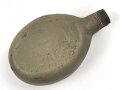 Korpus für eine Feldflasche der Wehrmacht , ungereinigt