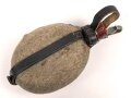 Feldflasche für Helferinnen ( kleinere Ausführung als die 0,7 Liter Flasche der Wehrmacht.