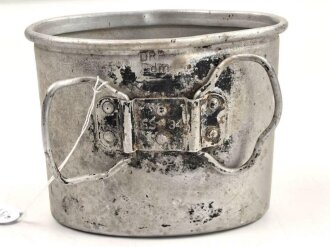 Becher  für eine Feldflasche der Wehrmacht, Hersteller ESB34