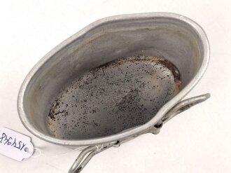 Becher  für eine Feldflasche der Wehrmacht, Hersteller ESB34