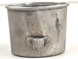 Becher  für eine Feldflasche der Wehrmacht, Hersteller ESB34