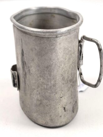 Becher  für eine Feldflasche der Wehrmacht, Hersteller ESB34