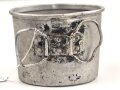 Becher  für eine Feldflasche der Wehrmacht, Hersteller ESB34