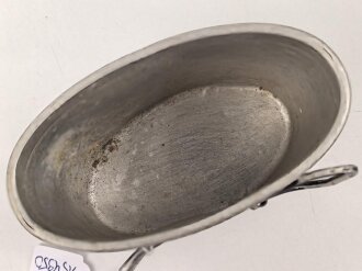 Becher für eine Feldflasche der Wehrmacht, Hersteller MKK39