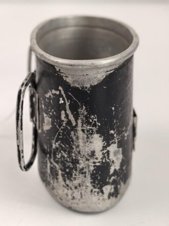 Becher für eine Feldflasche der Wehrmacht, Hersteller MKK39