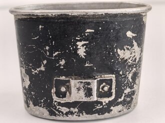 Becher für eine Feldflasche der Wehrmacht, Hersteller MKK39