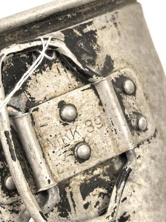 Becher  für eine Feldflasche der Wehrmacht, Hersteller MKK39