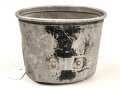 Becher  für eine Feldflasche der Wehrmacht, Hersteller MKK39