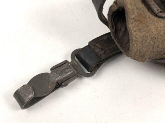 Bezug für eine Feldflasche der Wehrmacht, Gebraucht