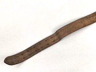 Zweidornkoppel für Offiziere von Parteiverbänden. Braunes Leder, Höhe 43mm, Gesamtlänge 129cm, RZM markiert