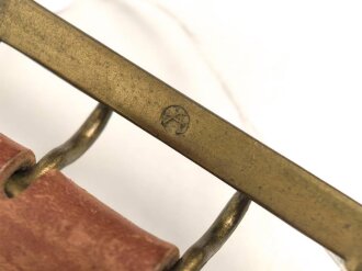 Zweidornkoppel für Offiziere von Parteiverbänden. Braunes Leder, Höhe 60mm, Gesamtlänge 115cm, RZM markierteSchliese von Assmann, dise vergoldet